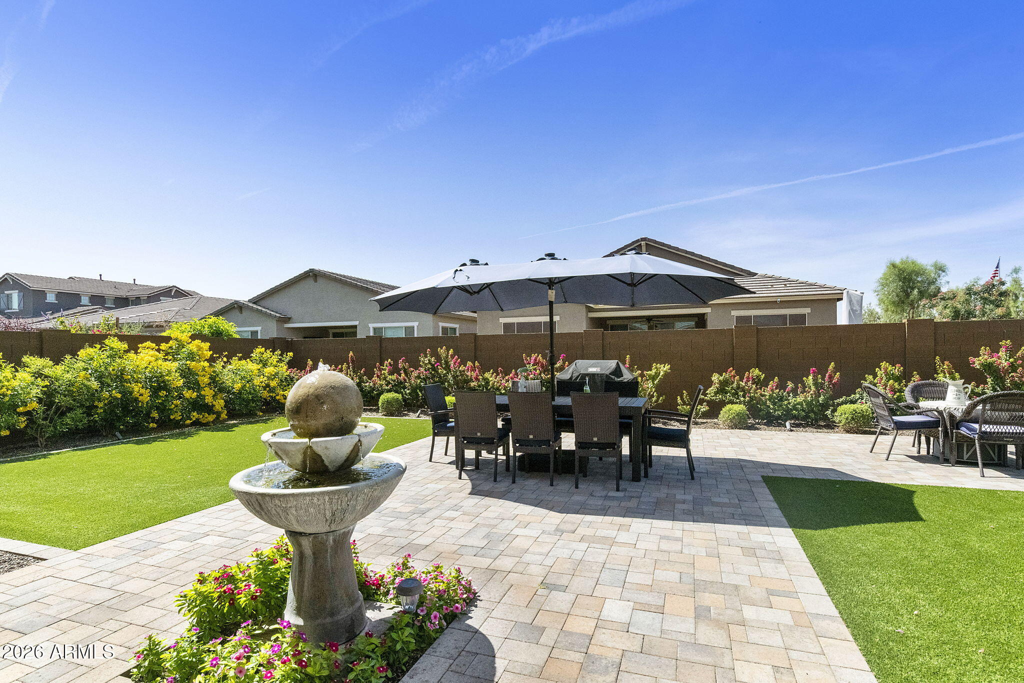 Corner cul-de-sac lot — corner backyard patio and mountain-view homesite